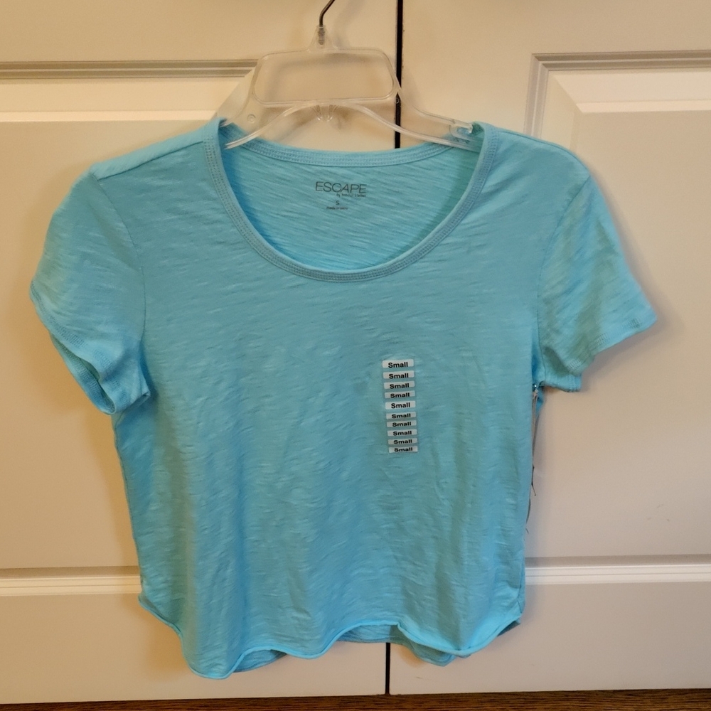 Escape By Habitat Clothes T-shirt